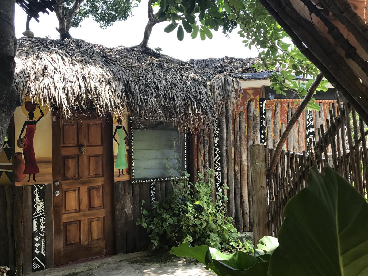 Villa Moringa Ingadi Treasure Beach Exterior foto